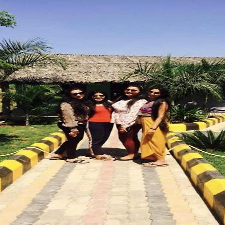 Hotel Megha Resort Hampi Kültér fotó