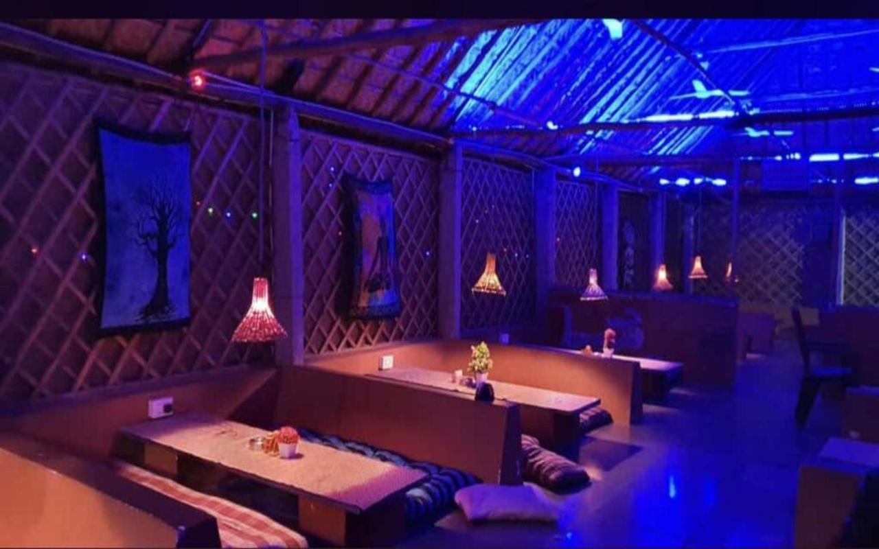 Hotel Megha Resort Hampi Kültér fotó