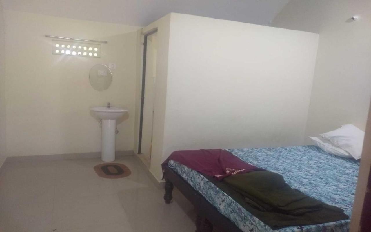 Hotel Megha Resort Hampi Kültér fotó