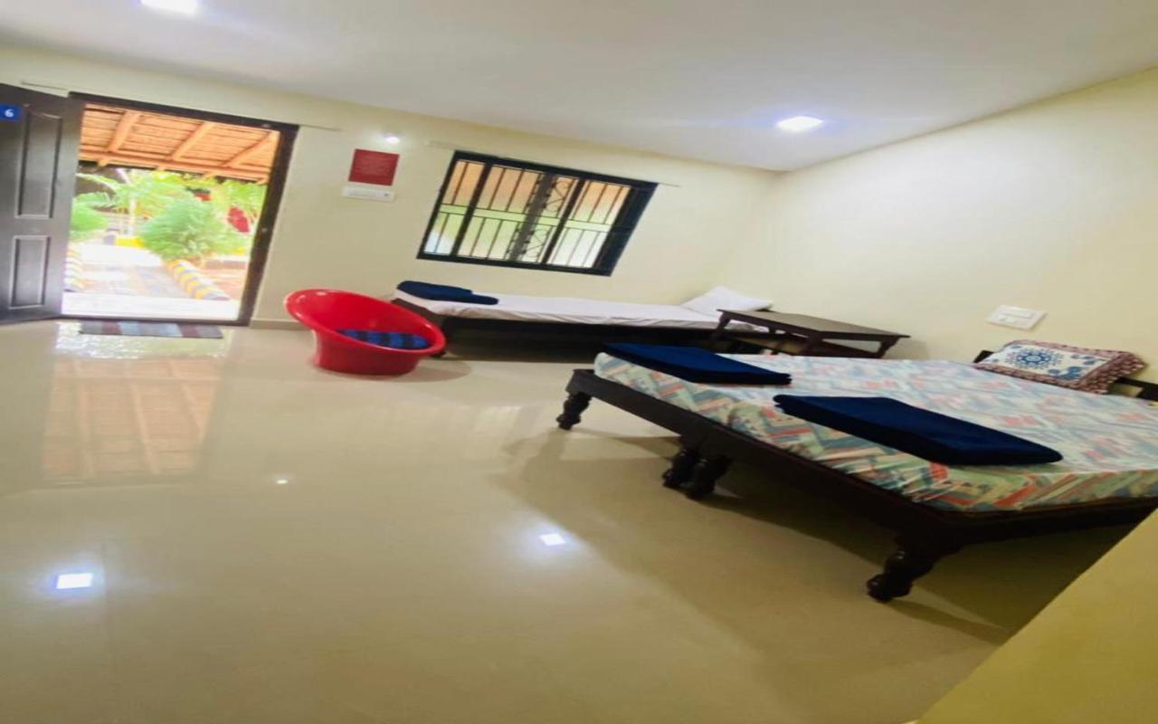 Hotel Megha Resort Hampi Kültér fotó