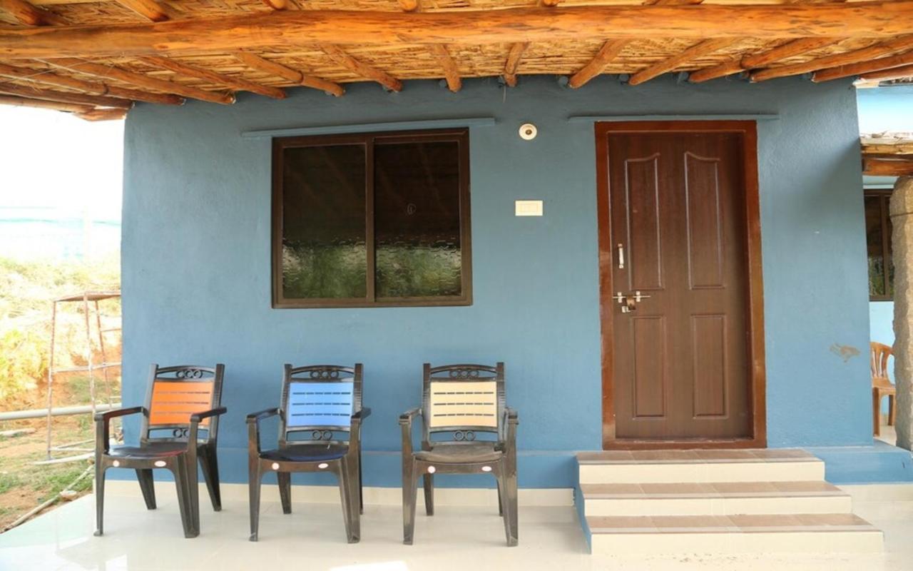 Hotel Megha Resort Hampi Kültér fotó